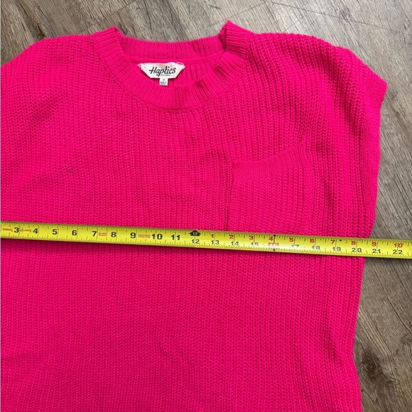 Haptics • Hot Pink Loose Knit Sleeveless Sweater - Picture 6 of 9